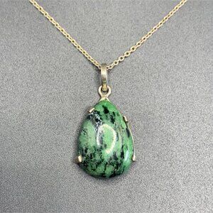 VTG Sterling Silver 925 Green Chrysoprase Pear Shape Pendant Necklace Size 16''